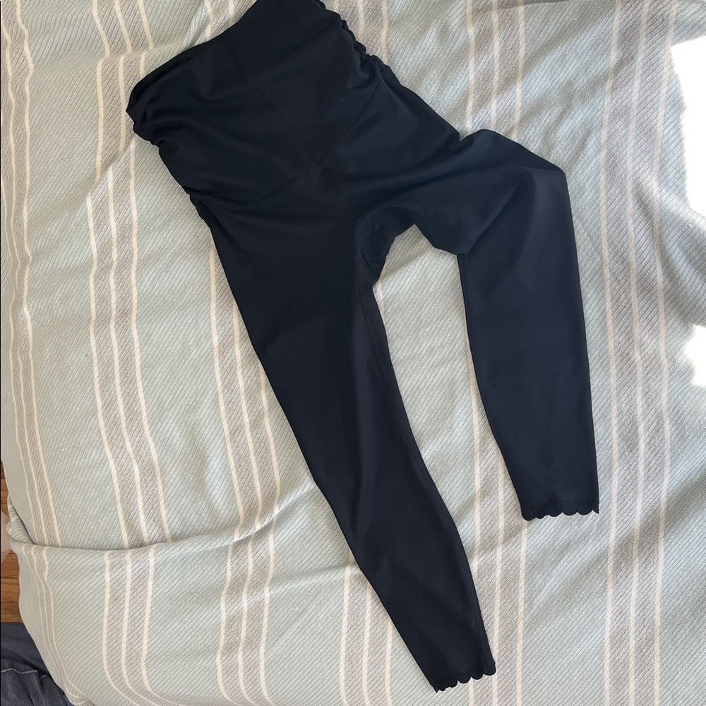 IVL Scalloped Maternity Leggings